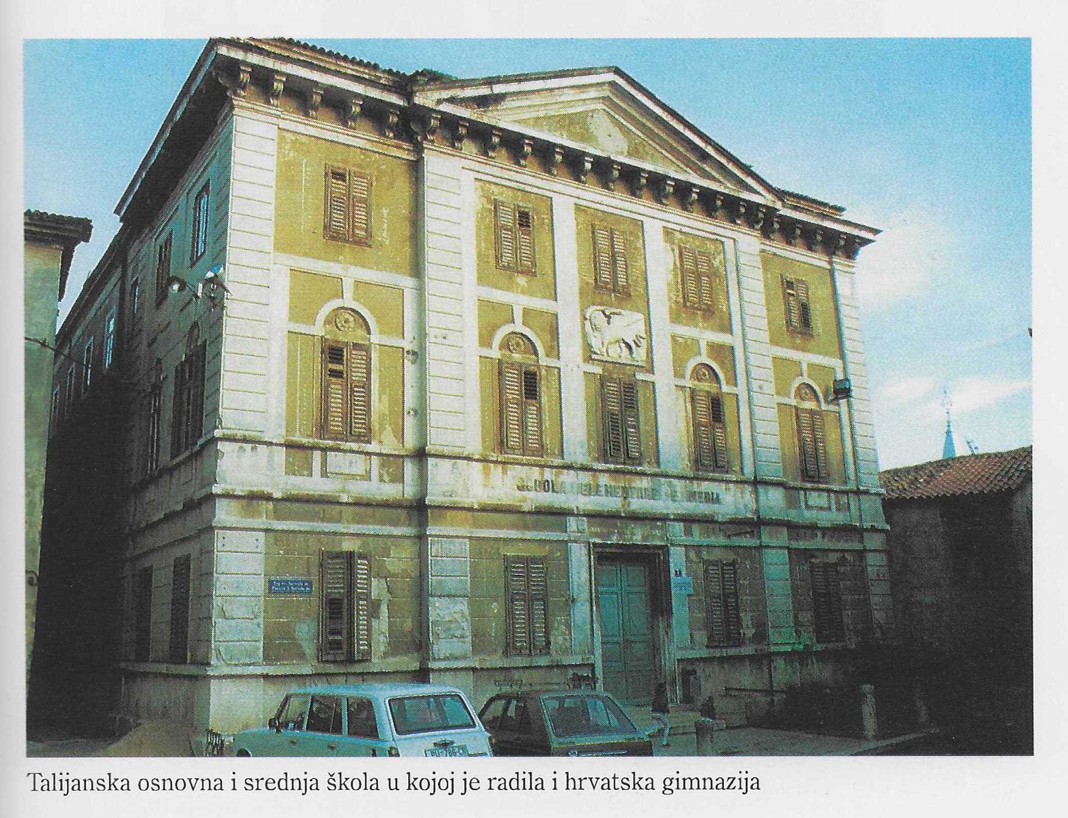 Spomen ploča na zgradi prve hrvatske gimnazije na Bujštini, Materada 1977.